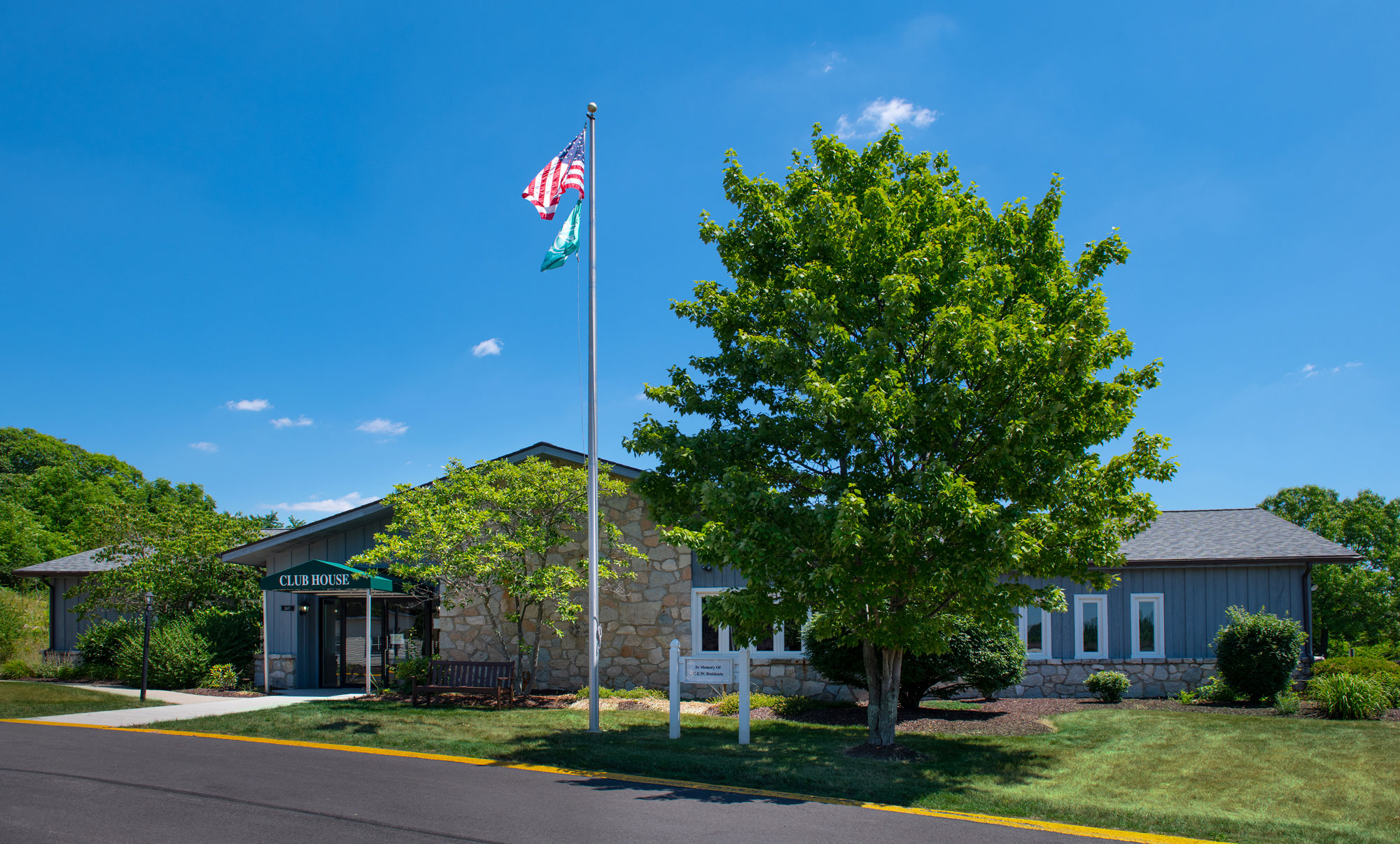 Cloverleaf-Estates-West_Exterior-Clubhouse