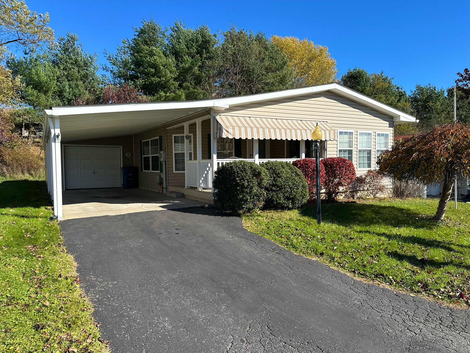 836-Wild-Violet_Exterior