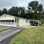 6 Stratford Ct Carnegie PA 15106
